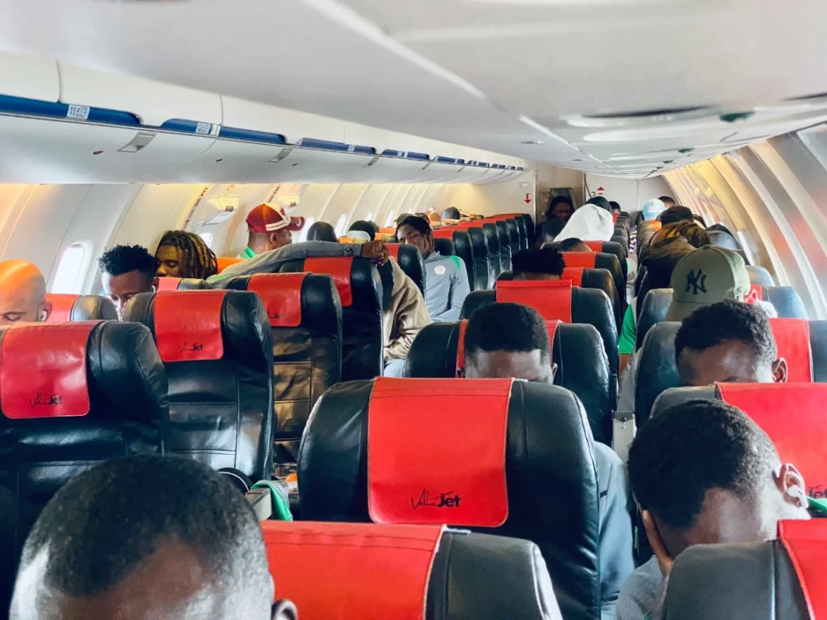 Super Eagles Arrive in Uyo After Mid-Air Scare