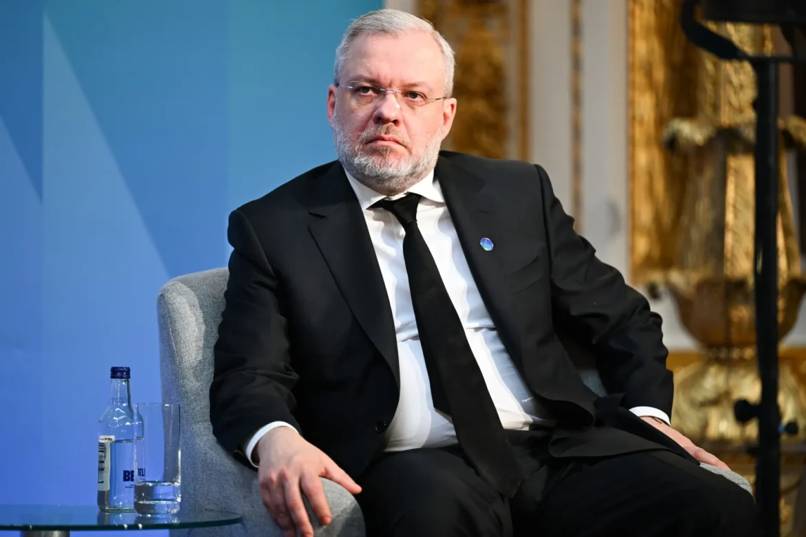 Ukraine Suspends Justice Minister Amid Energy Kickback Probe