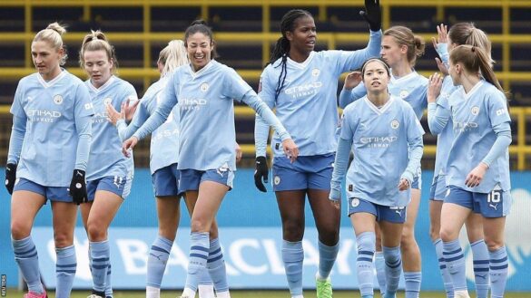 Manchester City Top WSL After 2-1 Win Over Everton