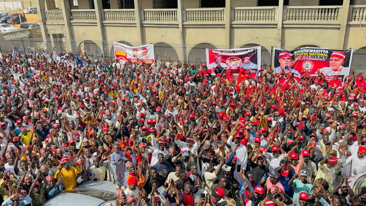 Kwankwaso Receives Solidarity Visit from Nasarawa LG Residents