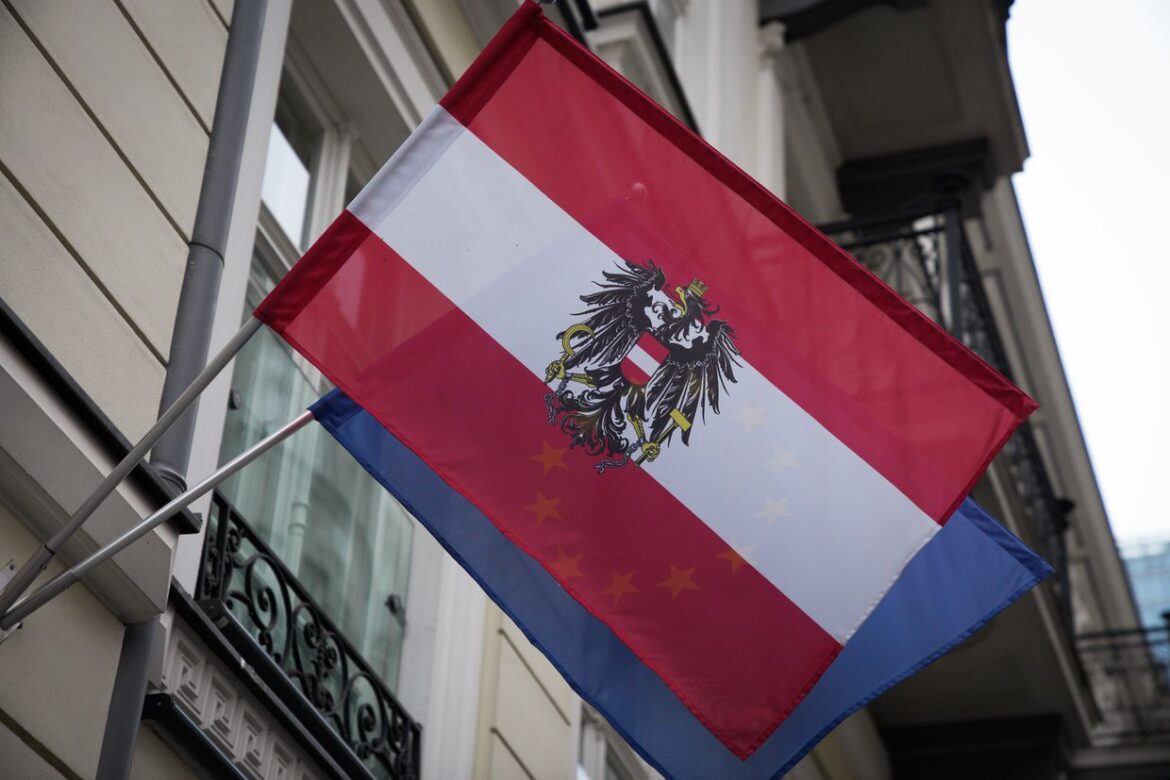 Austria Expels Three Russian Diplomats Over Alleged Espionage