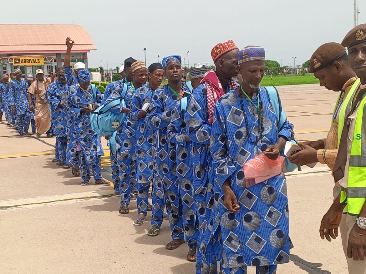2026 Hajj: Kwara Pilgrims Arrive Madinah Safely
