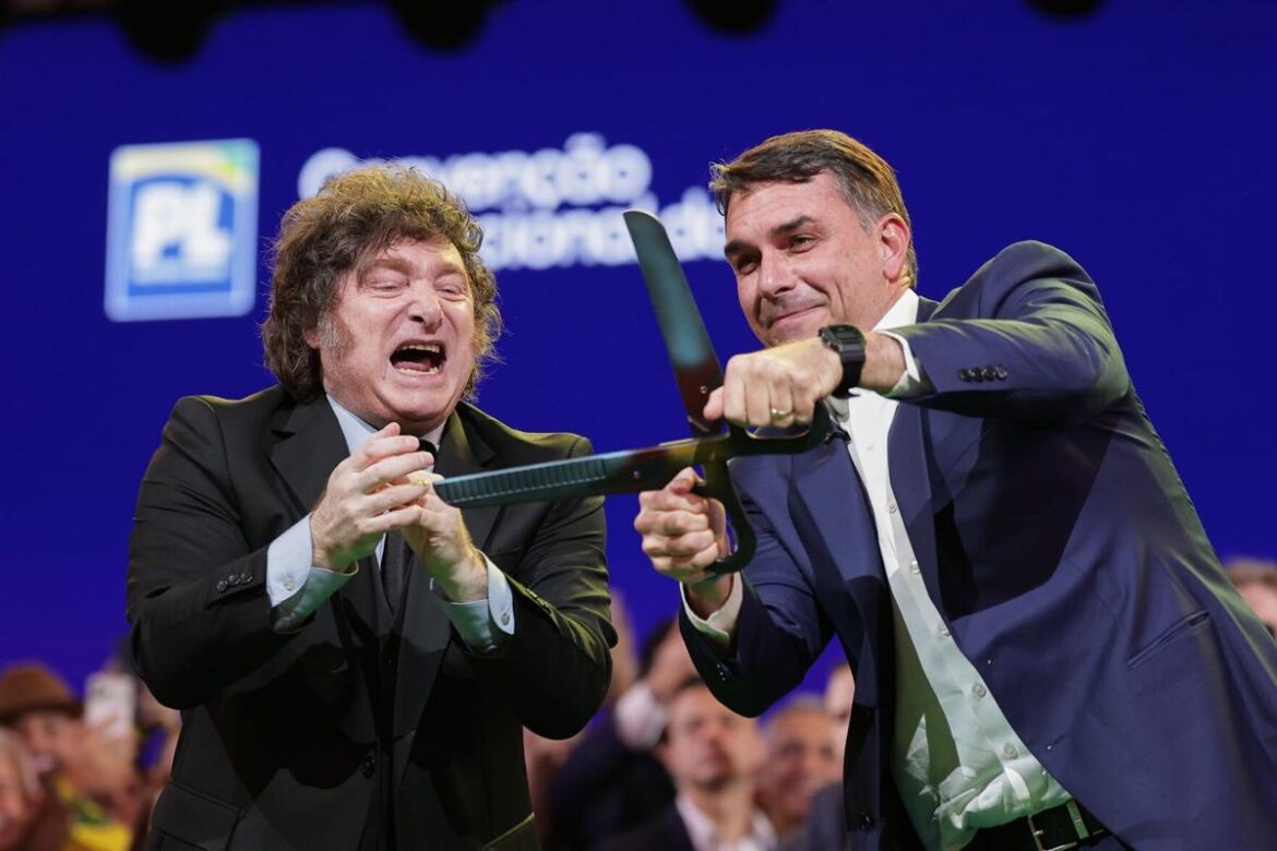 Flavio Bolsonaro Begins Campaign for Brazil Presidency